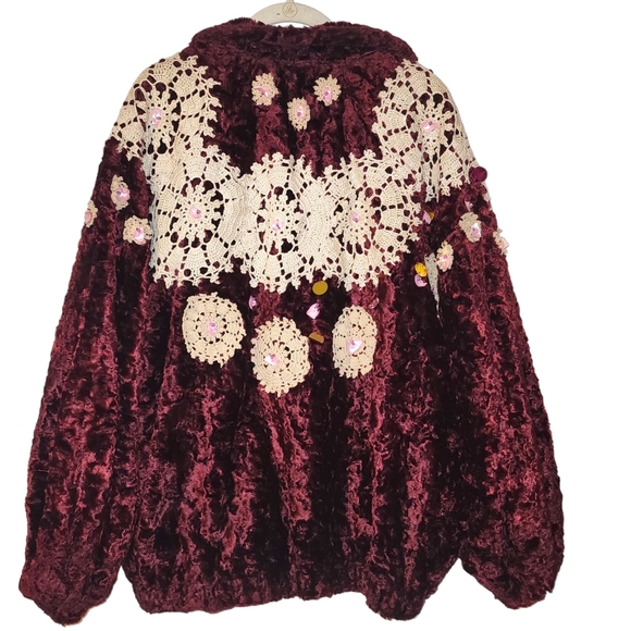 Unique Funky Crushed Velvet Dollie Decorated Zip-Up Bomber Style Jacket - Picture 2 of 13